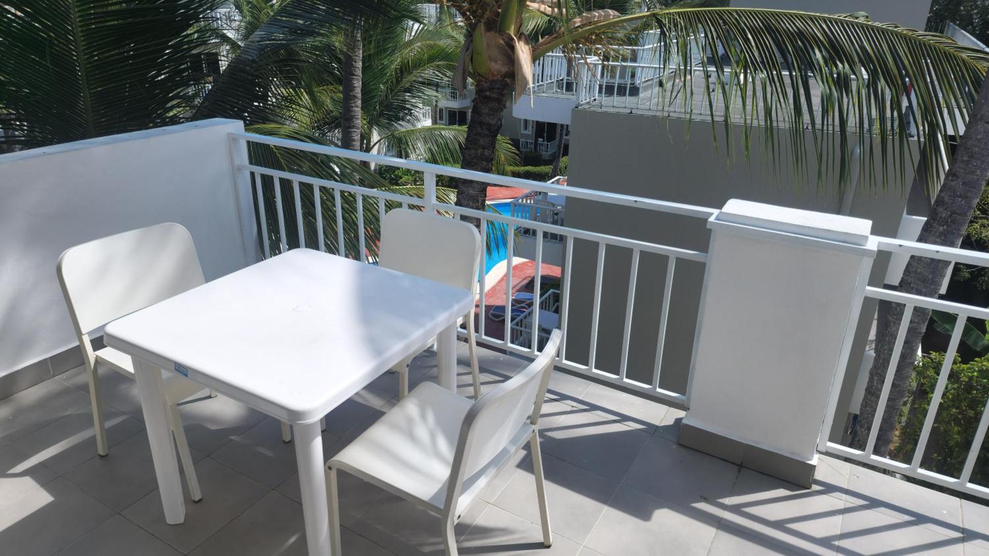 Punta Cana Sol Caribe Beach Pool Exterior photo